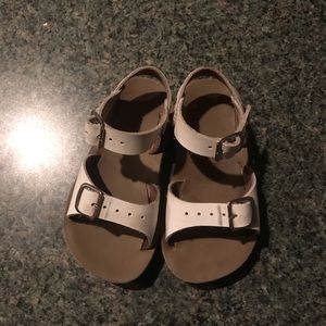 Well loved Sun San sandals!!